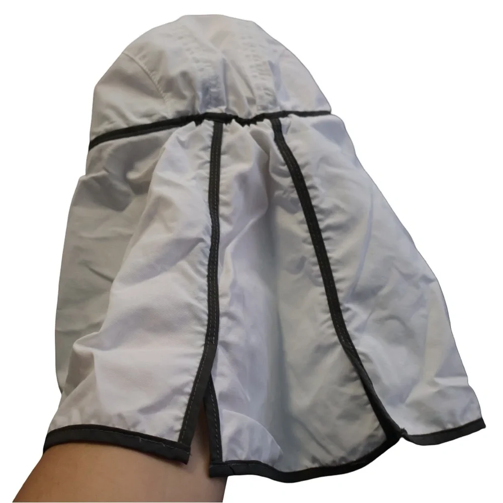 Outdoor Research white Sun Hat with Black Trim baby 1-3‎ years